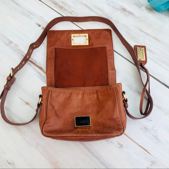 BADGLEY MISCHKA Charlene Crossbody - Picture 2 of 8